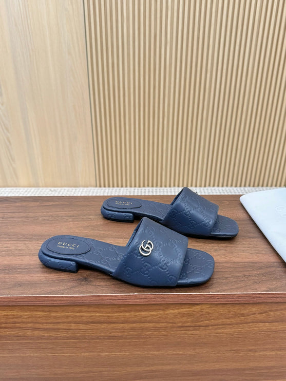 GC mule bleu