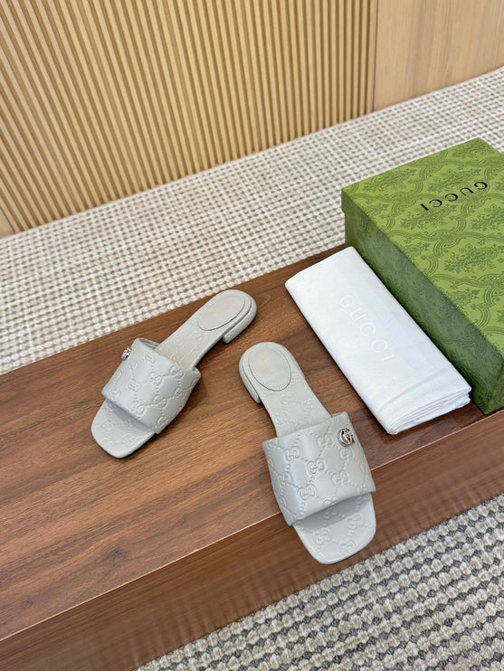 GC mule grise