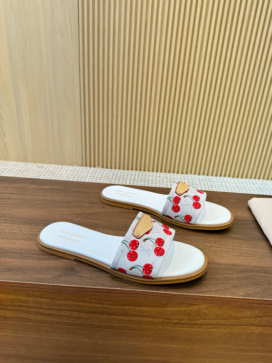 LV MT Cherry blanche