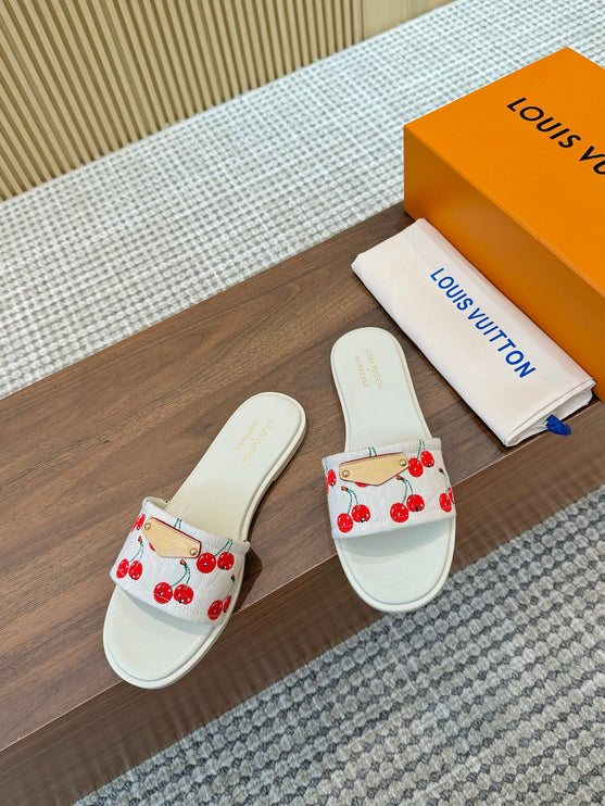 LV MT Cherry blanche